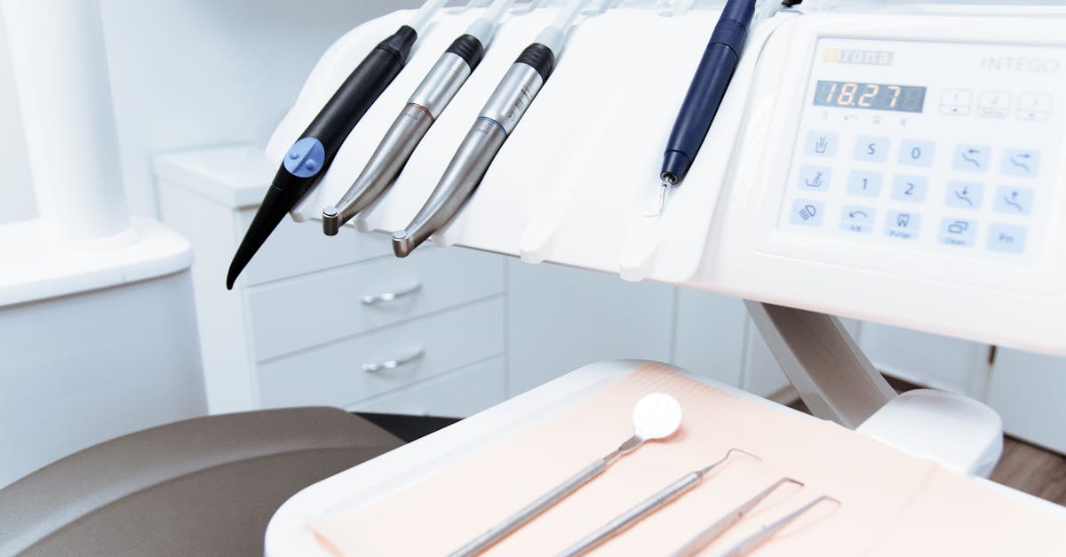 Connecting with Local Emergency Dentists on the Gold Coast